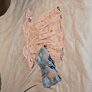 2pc bundle girls dress and shorts size 6
